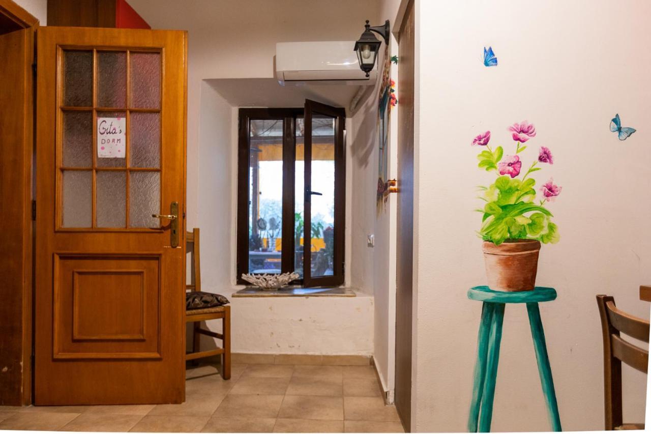 Mi Casa Es Tu Casa - Shkodra Backpackers Hostel Exteriér fotografie