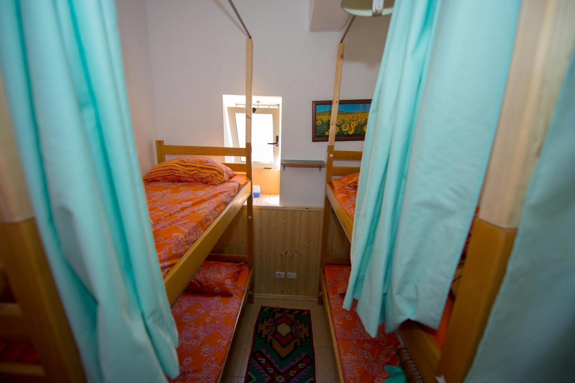 Mi Casa Es Tu Casa - Shkodra Backpackers Hostel Pokoj fotografie